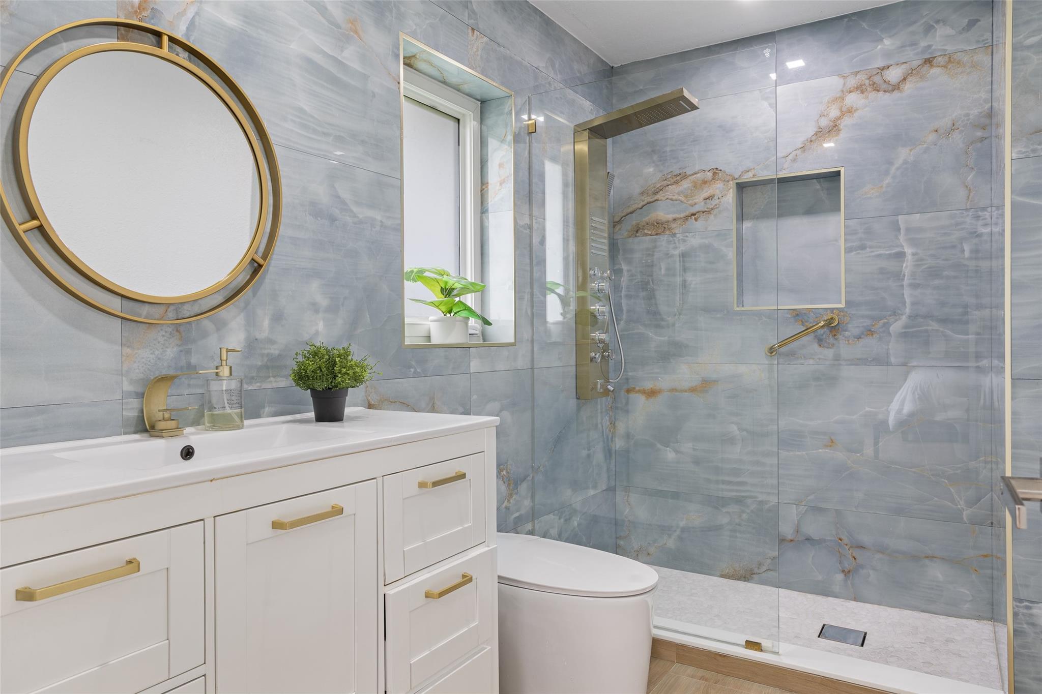 2534 Golf Vw Dr Weston, FL 33327