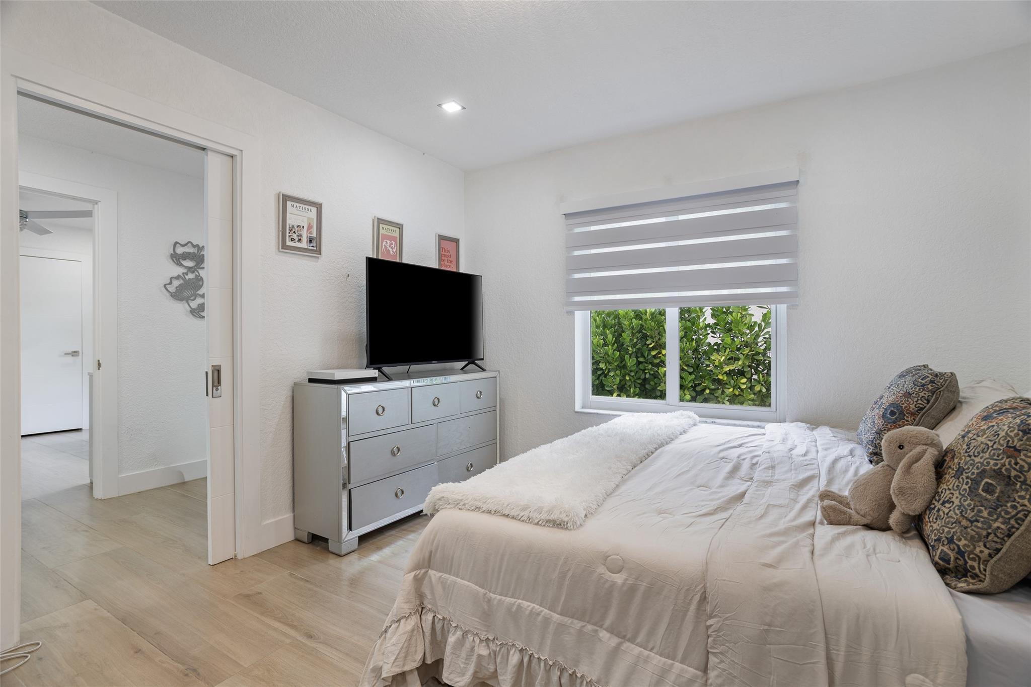 2534 Golf Vw Dr Weston, FL 33327