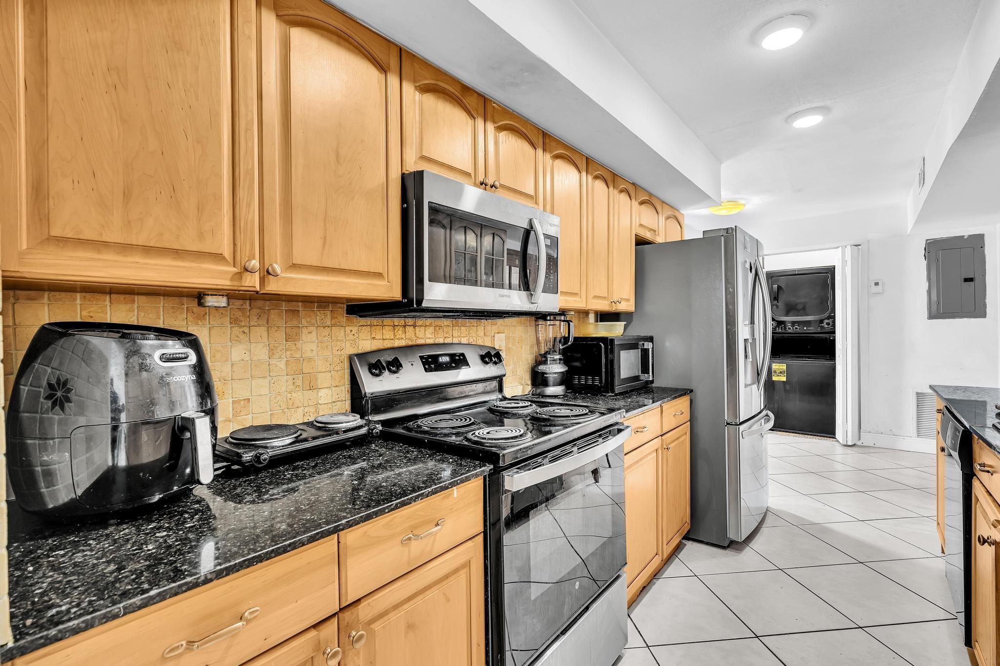 6409 NW 72nd Ave,Tamarac, FL 33321