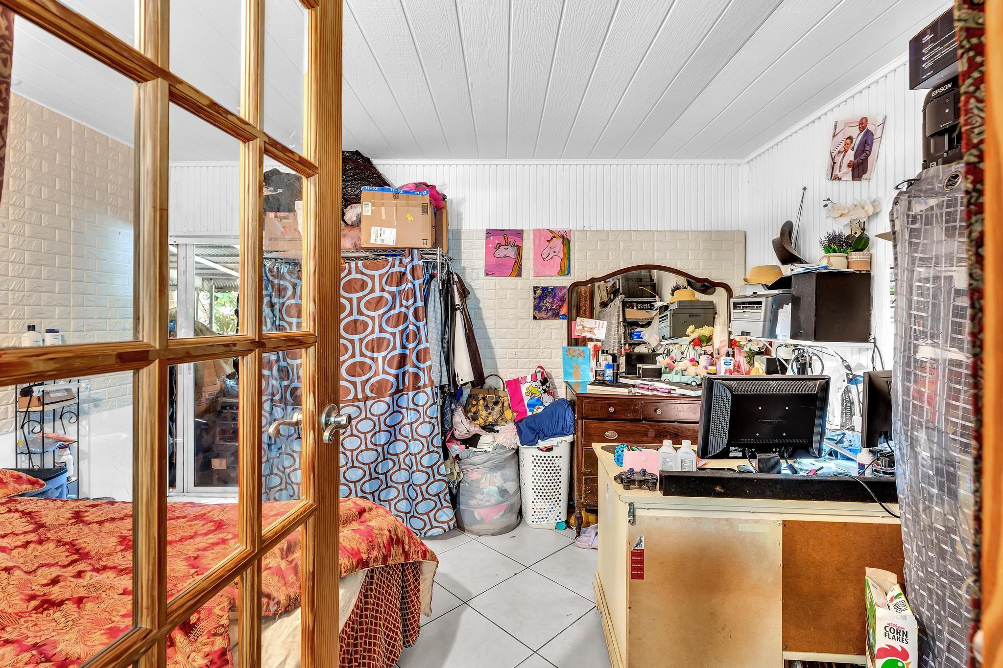 6409 NW 72nd Ave,Tamarac, FL 33321