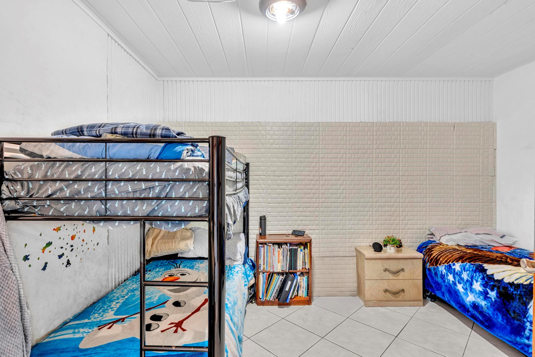 6409 NW 72nd Ave,Tamarac, FL 33321