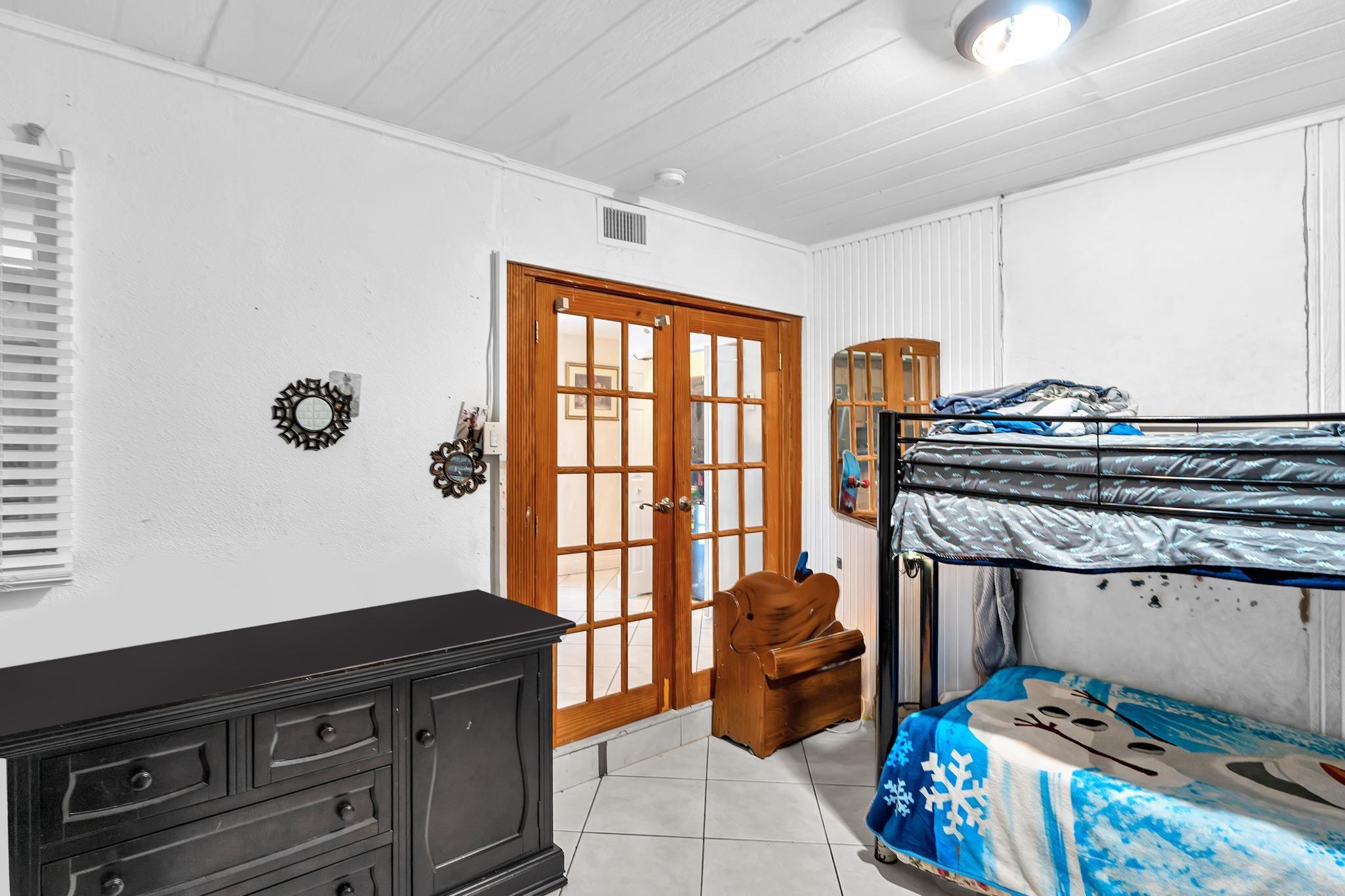 6409 NW 72nd Ave,Tamarac, FL 33321