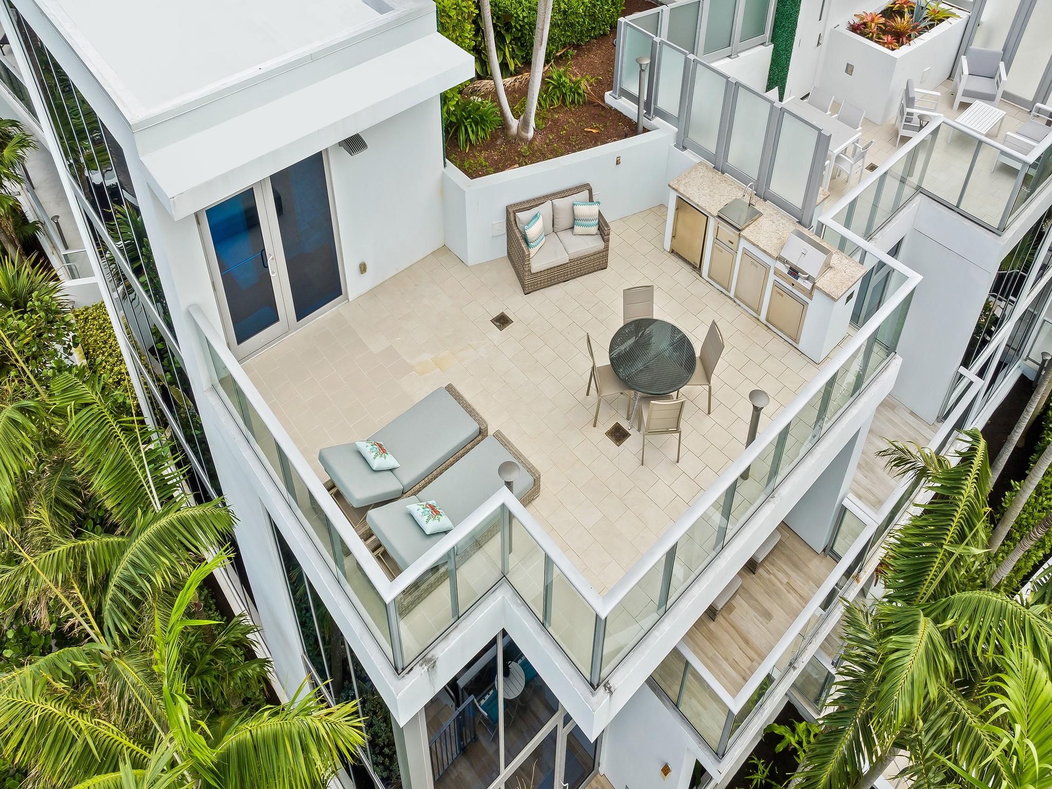 701 N Fort Lauderdale Bch Blvd #TH1 Fort Lauderdale, FL 33304 701 N Fort Lauderdale Bch Blvd #TH1 Fort Lauderdale, FL 33304