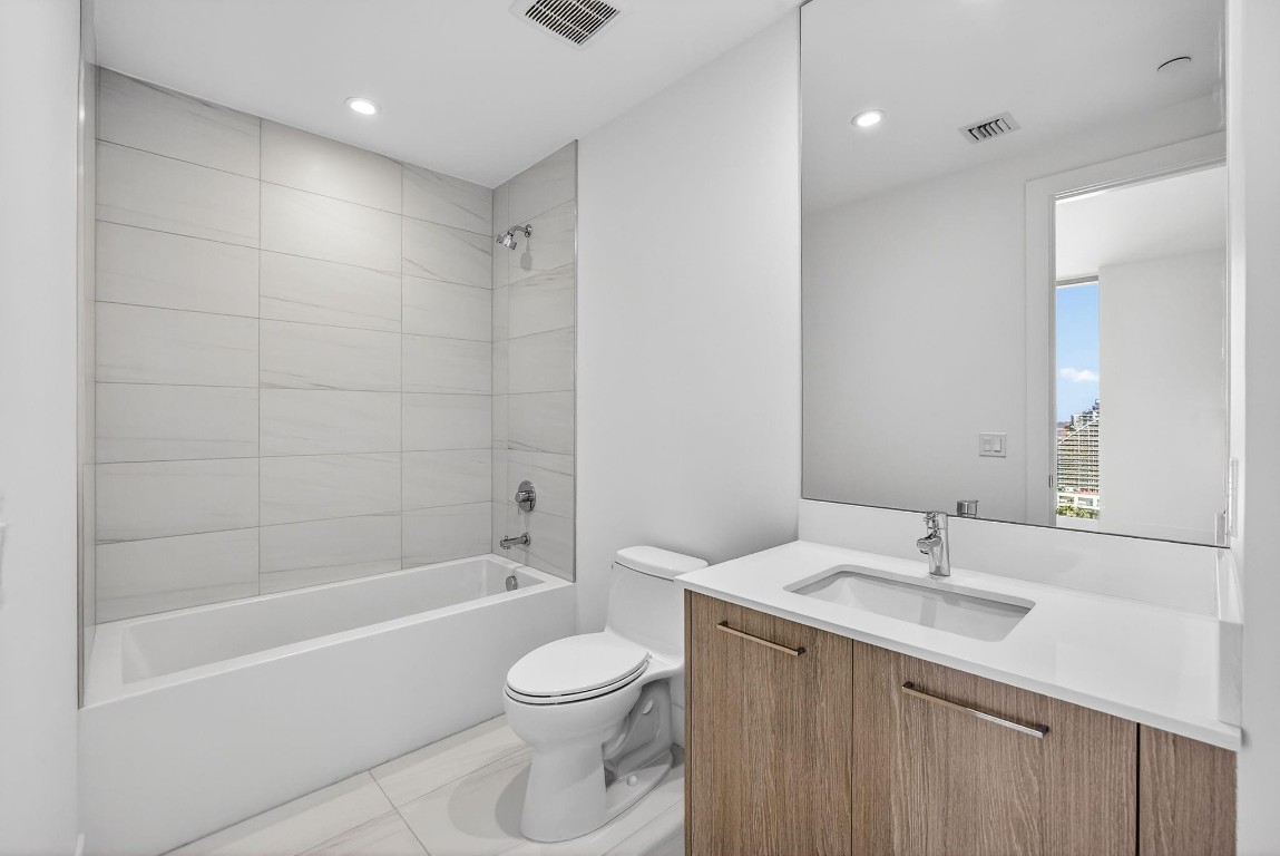 151 N Seabreeze #1803-E Fort Lauderdale, FL 33304