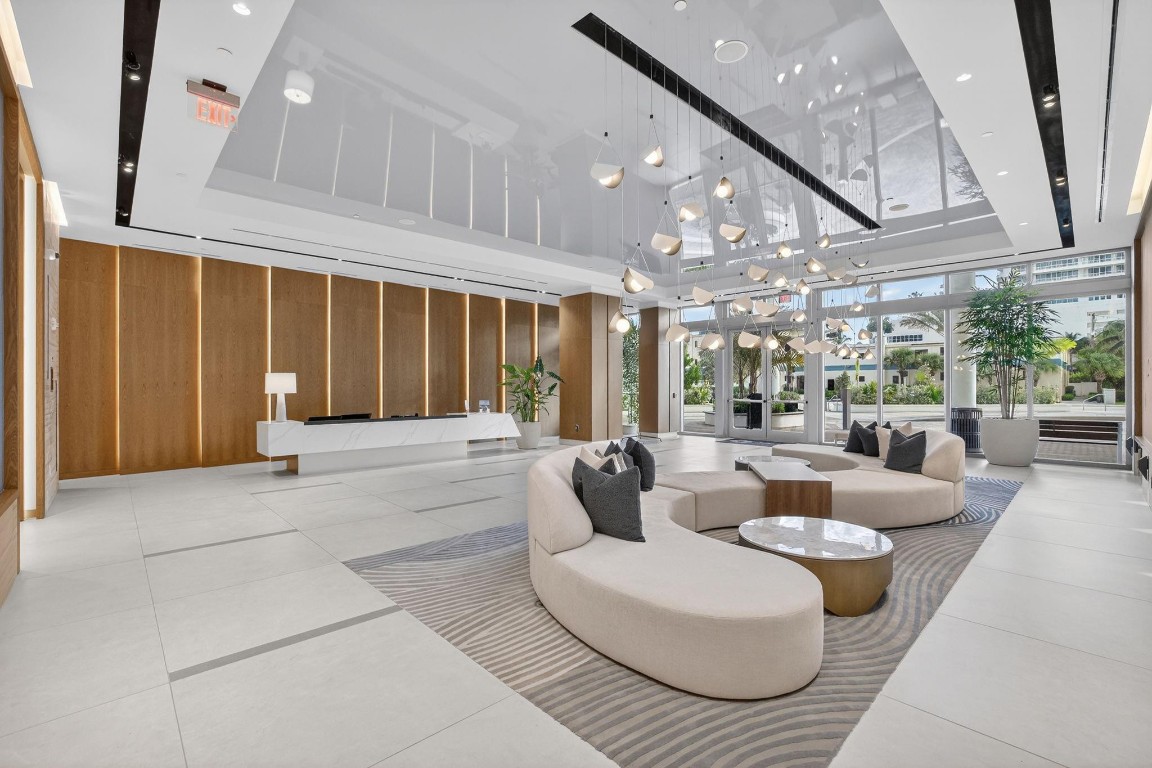 151 N Seabreeze #1803-E Fort Lauderdale, FL 33304