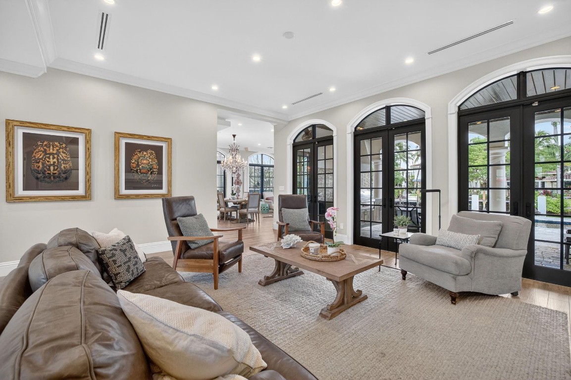 2425 Delmar Fort Lauderdale, FL 33301