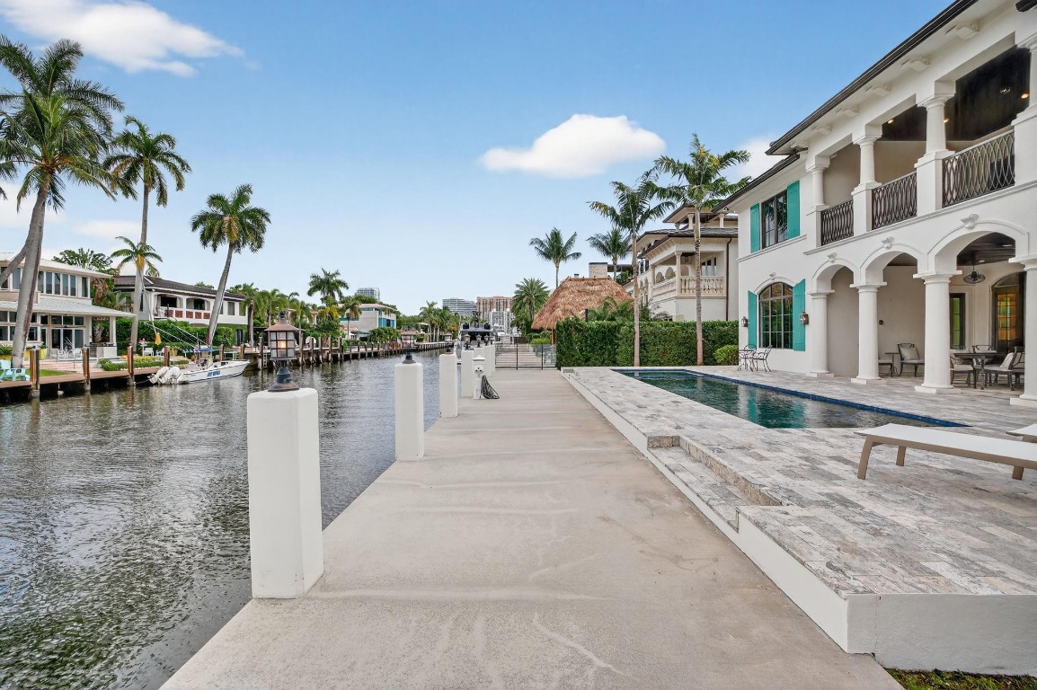 2425 Delmar Fort Lauderdale, FL 33301