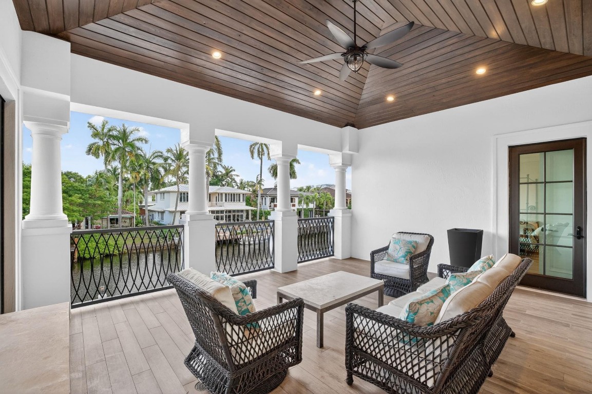 2425 Delmar Fort Lauderdale, FL 33301