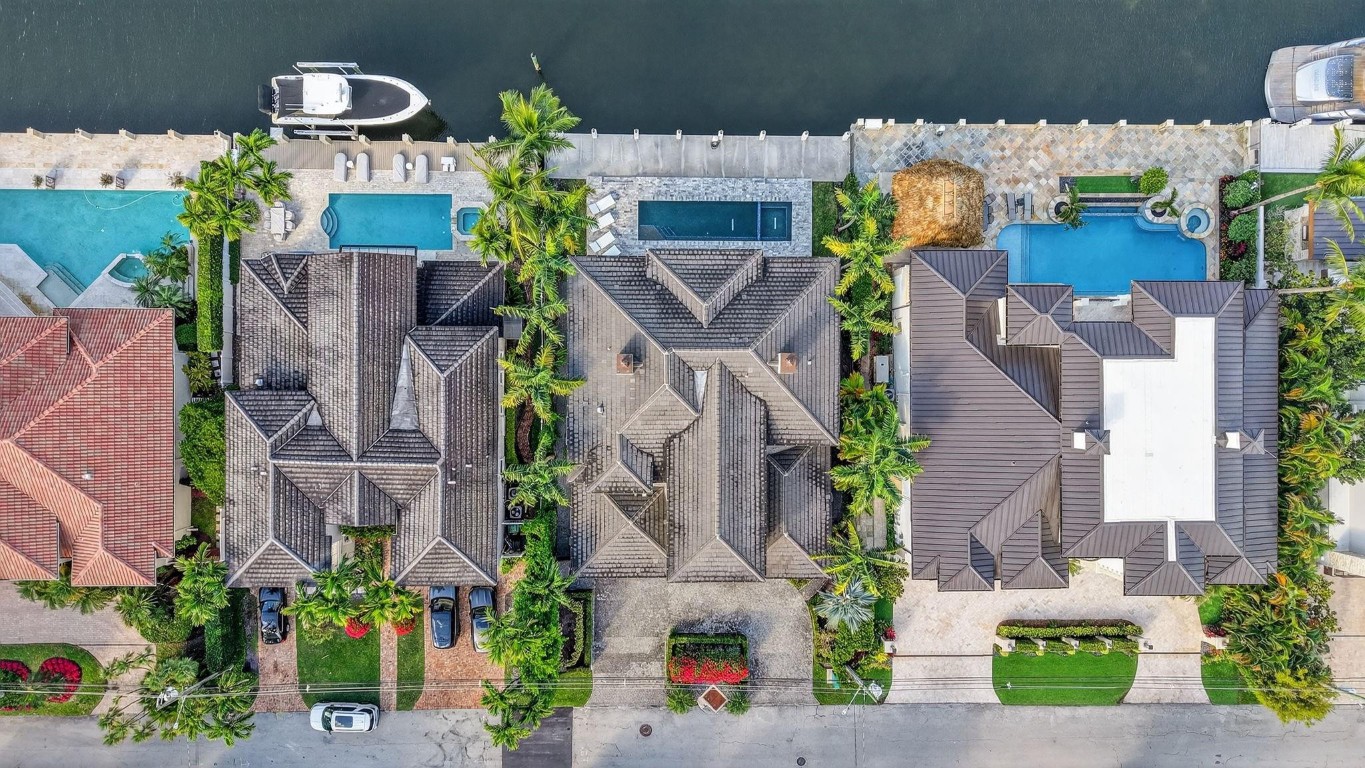 2425 Delmar Fort Lauderdale, FL 33301