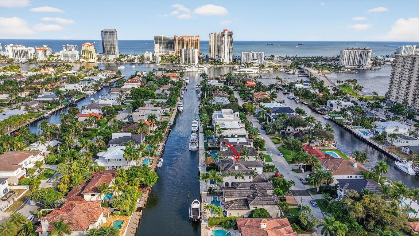 2425 Delmar Fort Lauderdale, FL 33301