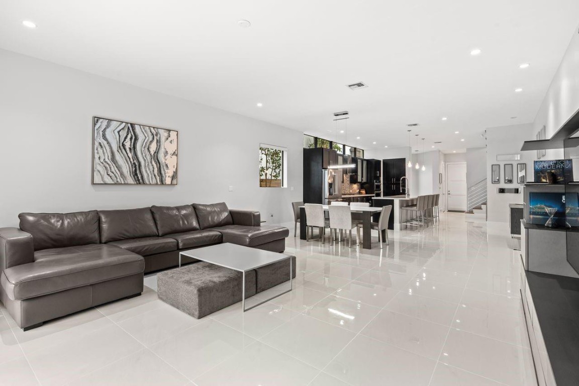 928 NE 16th #928 Fort Lauderdale, FL 33304