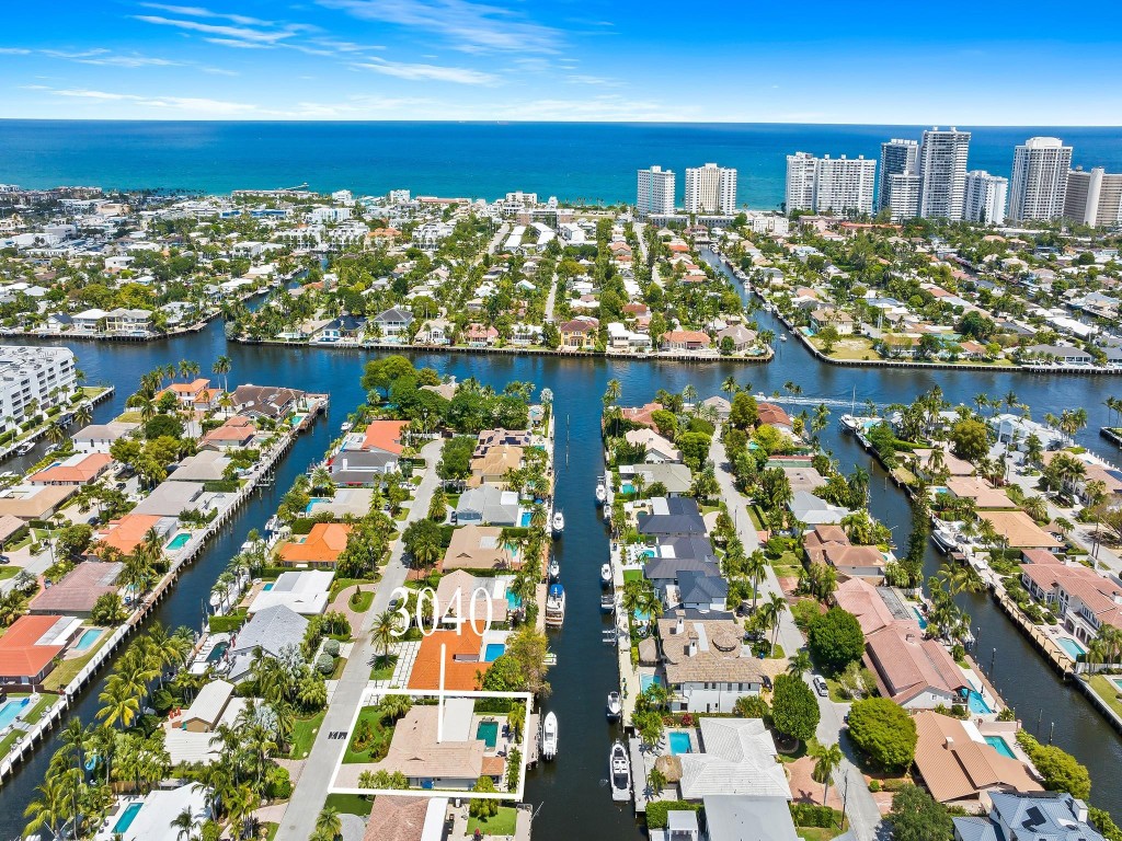 3040 46th Fort Lauderdale, FL 33308