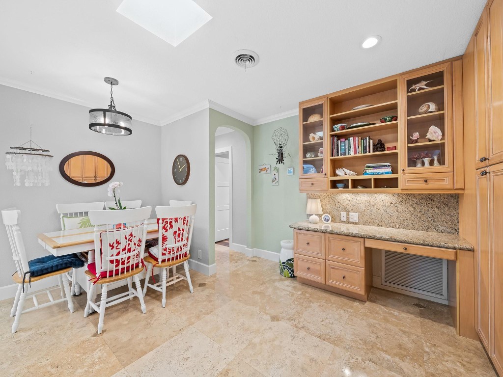 3040 46th Fort Lauderdale, FL 33308