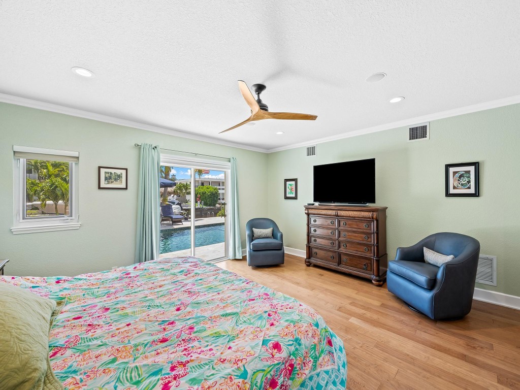 3040 46th Fort Lauderdale, FL 33308