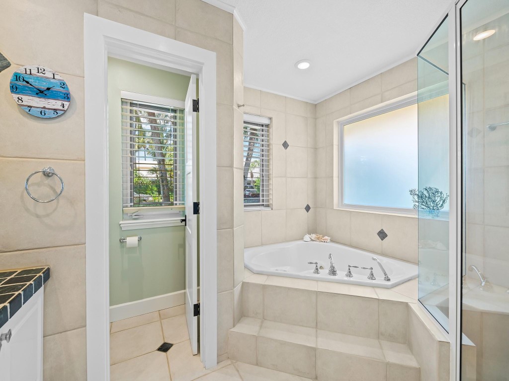 3040 46th Fort Lauderdale, FL 33308