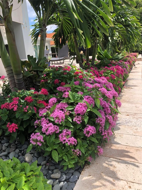 3040 46th Fort Lauderdale, FL 33308