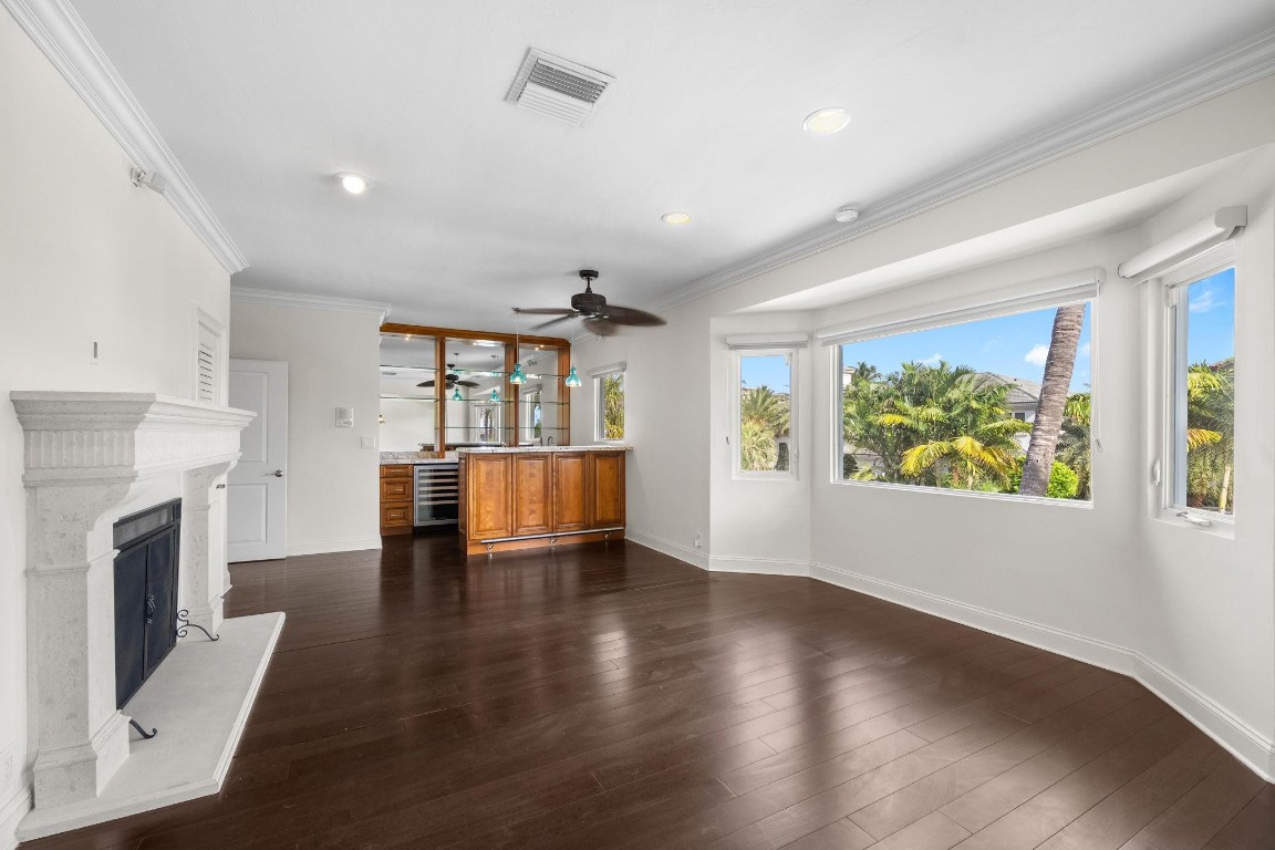 3741 NE 31st Pompano Beach, FL 33064