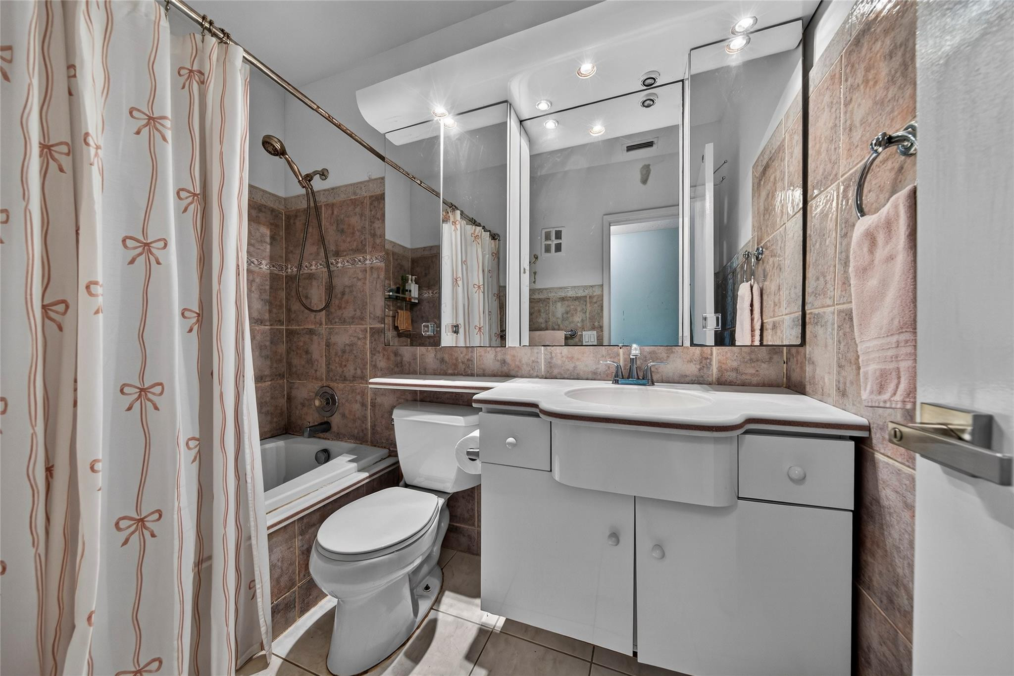 1510 SE 15th #310 Fort Lauderdale, FL 33316