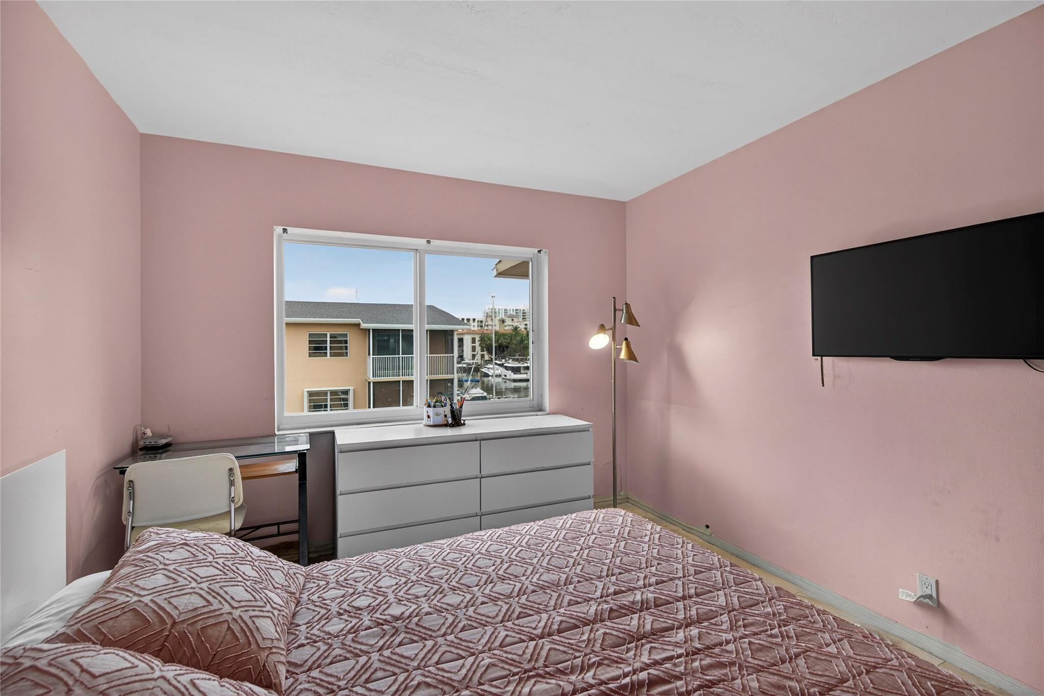 1510 SE 15th #310 Fort Lauderdale, FL 33316