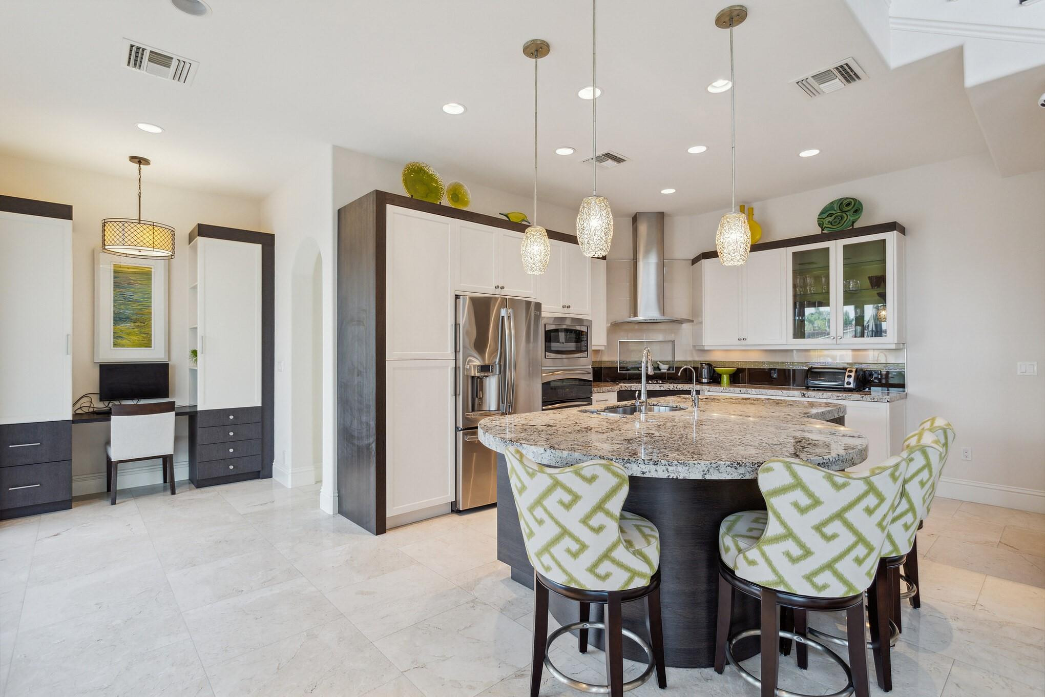 2461 SE 10th Pompano Beach, FL 33062