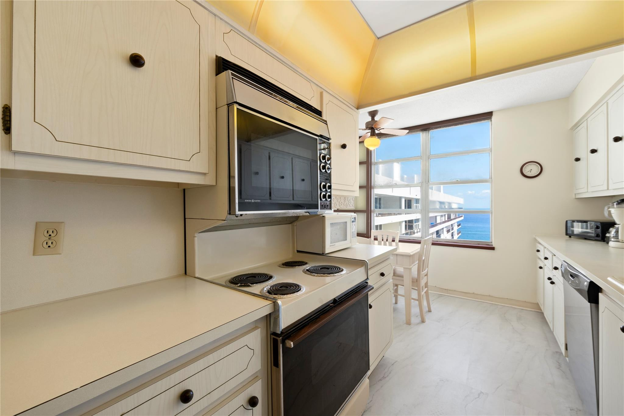 4280 Galt Ocean #26D Fort Lauderdale, FL 33308