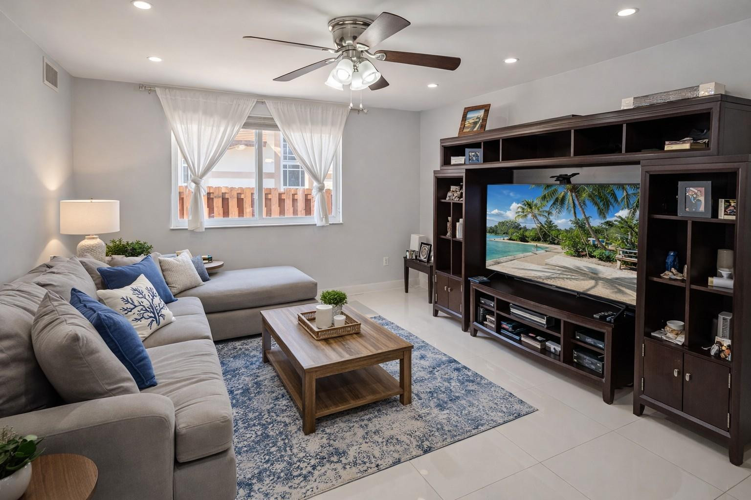 16070 SW 89th Ave Palmetto Bay, FL 33157