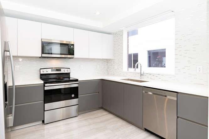 700 NE 14th #206 Fort Lauderdale, FL 33304