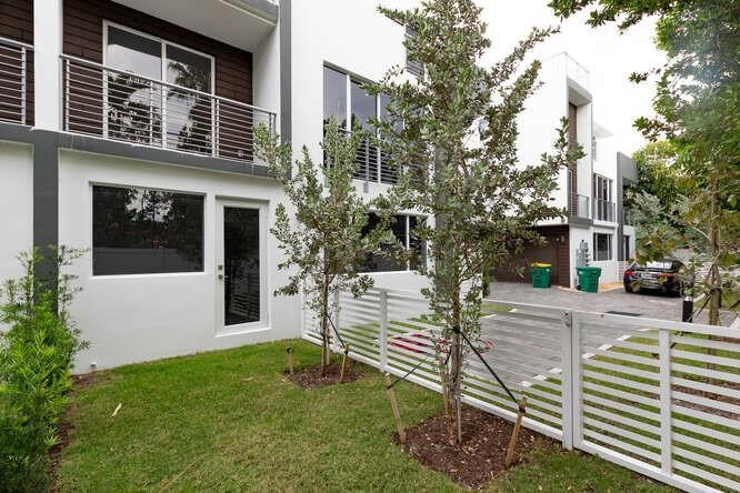 700 NE 14th #206 Fort Lauderdale, FL 33304