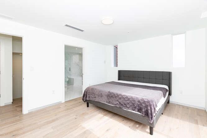 700 NE 14th #206 Fort Lauderdale, FL 33304