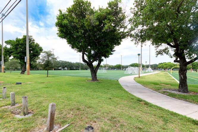 700 NE 14th #206 Fort Lauderdale, FL 33304