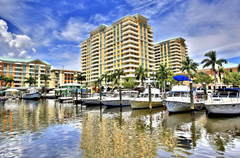 700 E Boynton Beach Boulevard #1203