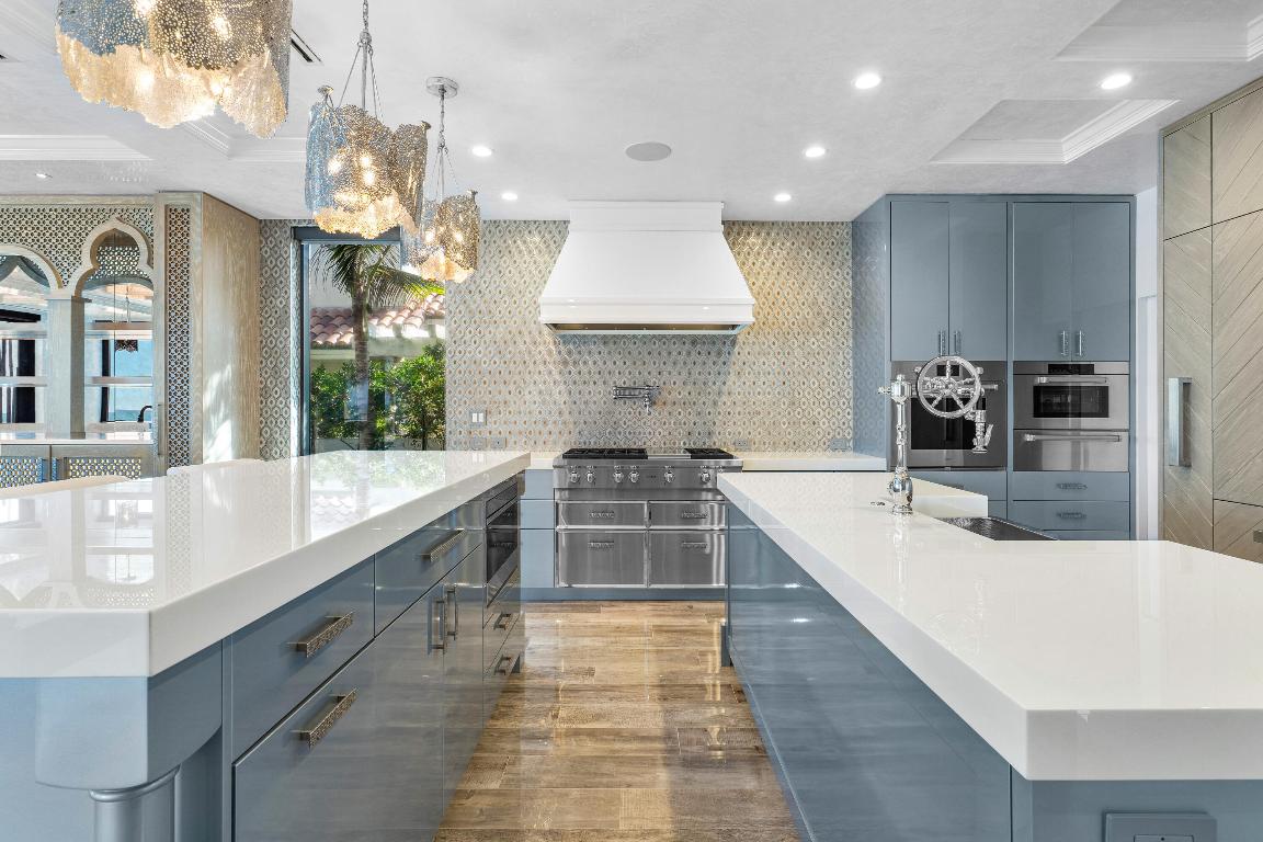 14 Ocean Jupiter Inlet Colony, FL 33469