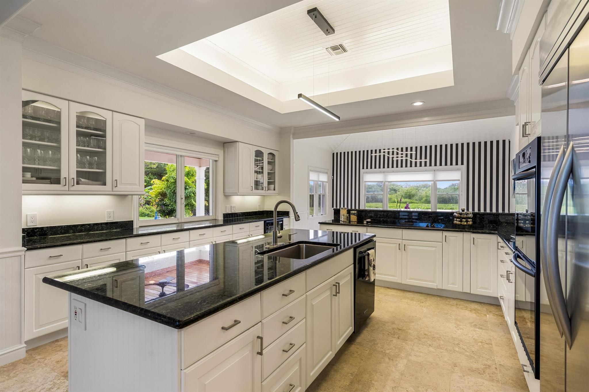 107 River Oak Dr Indian River Shores, FL 32963