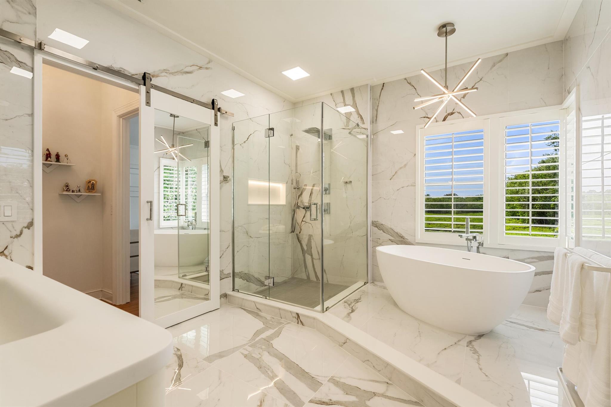 107 River Oak Dr Indian River Shores, FL 32963