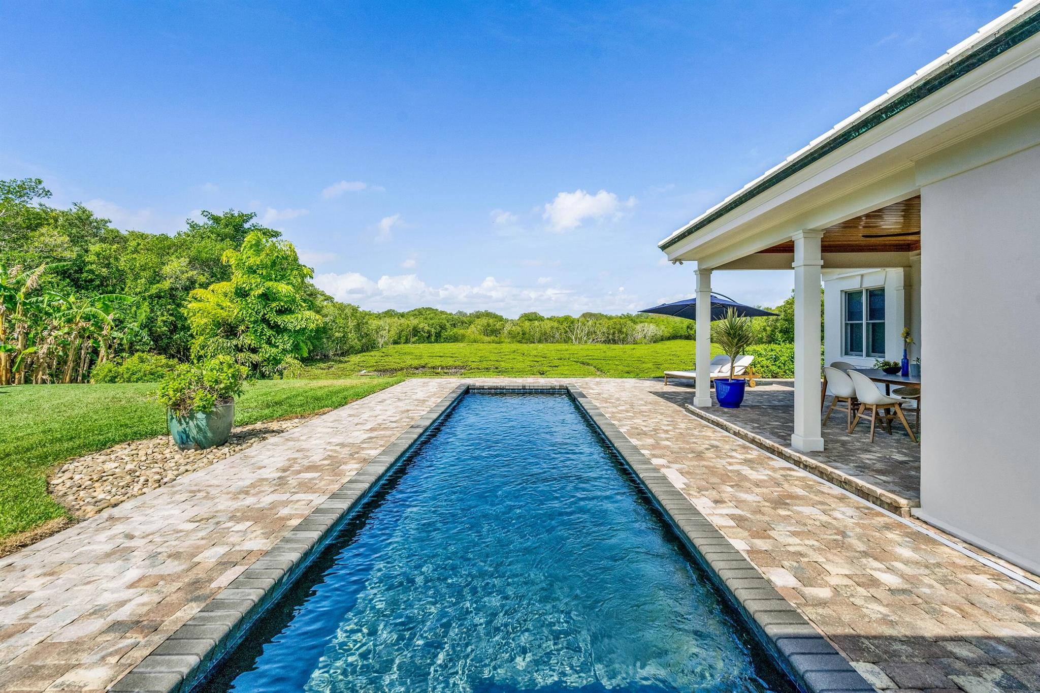 107 River Oak Dr Indian River Shores, FL 32963