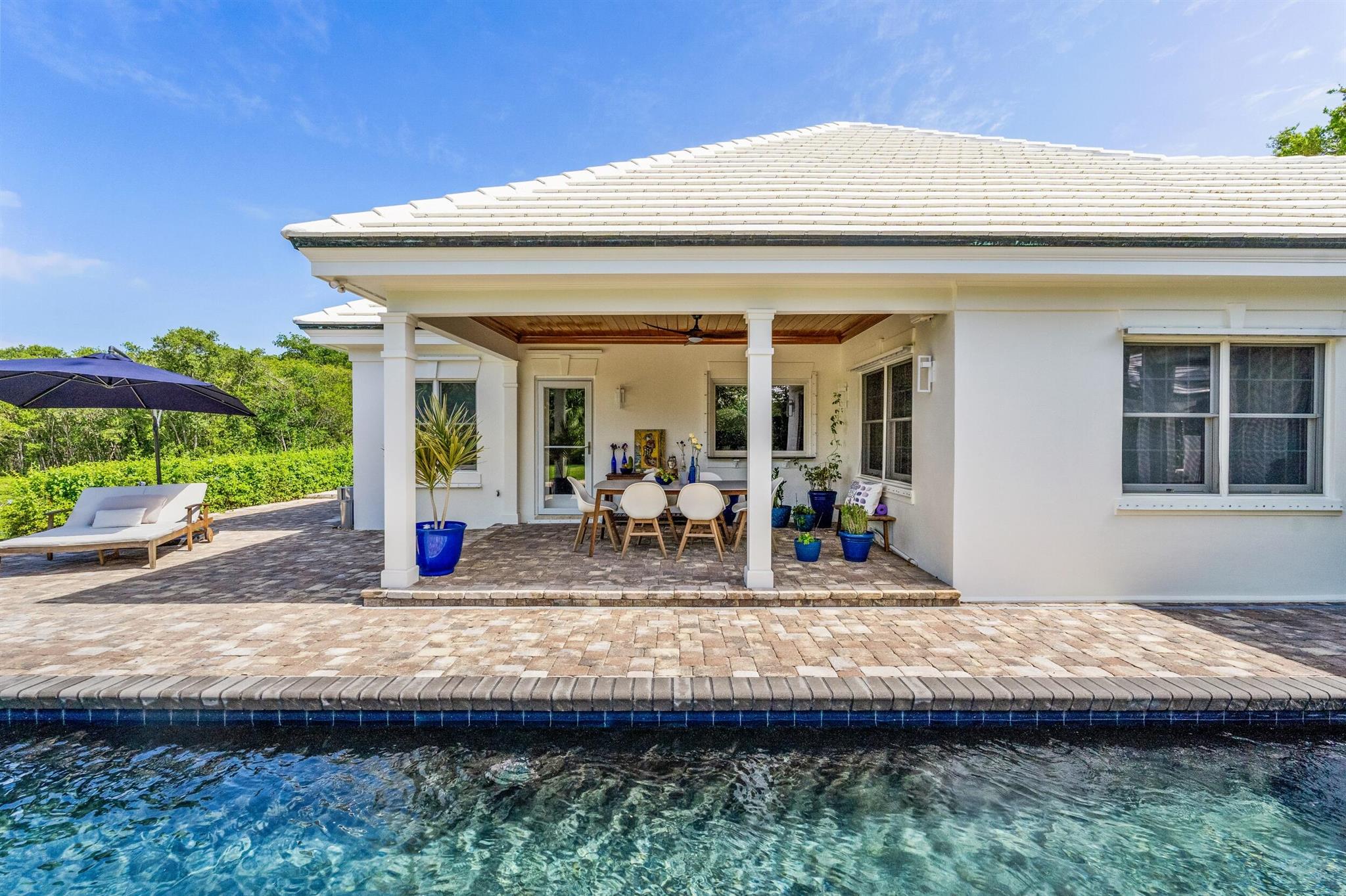 107 River Oak Dr Indian River Shores, FL 32963