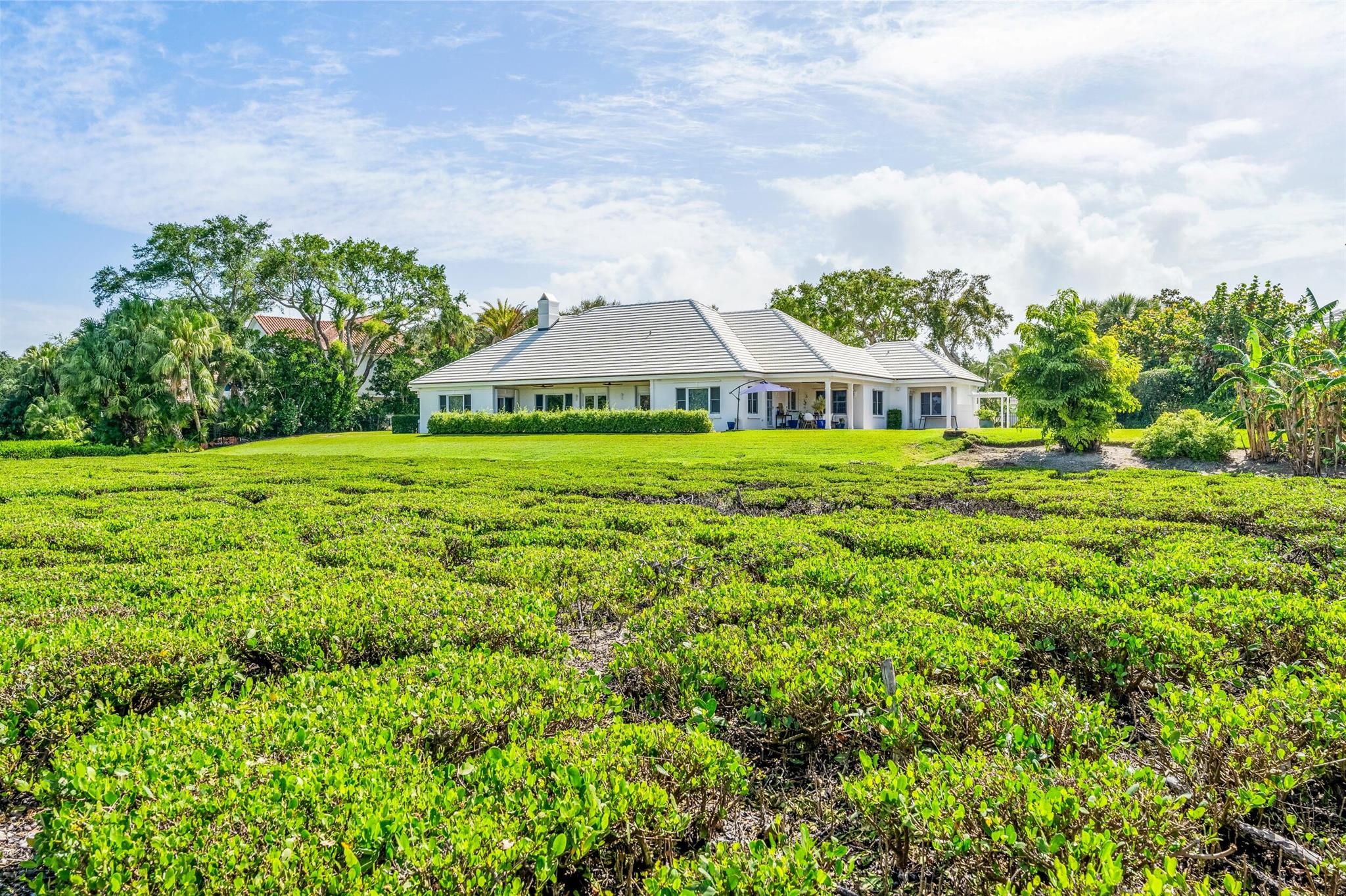 107 River Oak Dr Indian River Shores, FL 32963