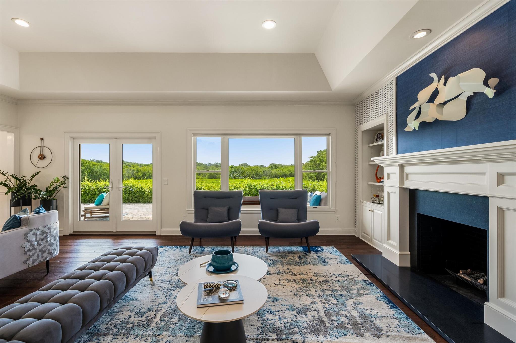 107 River Oak Dr Indian River Shores, FL 32963