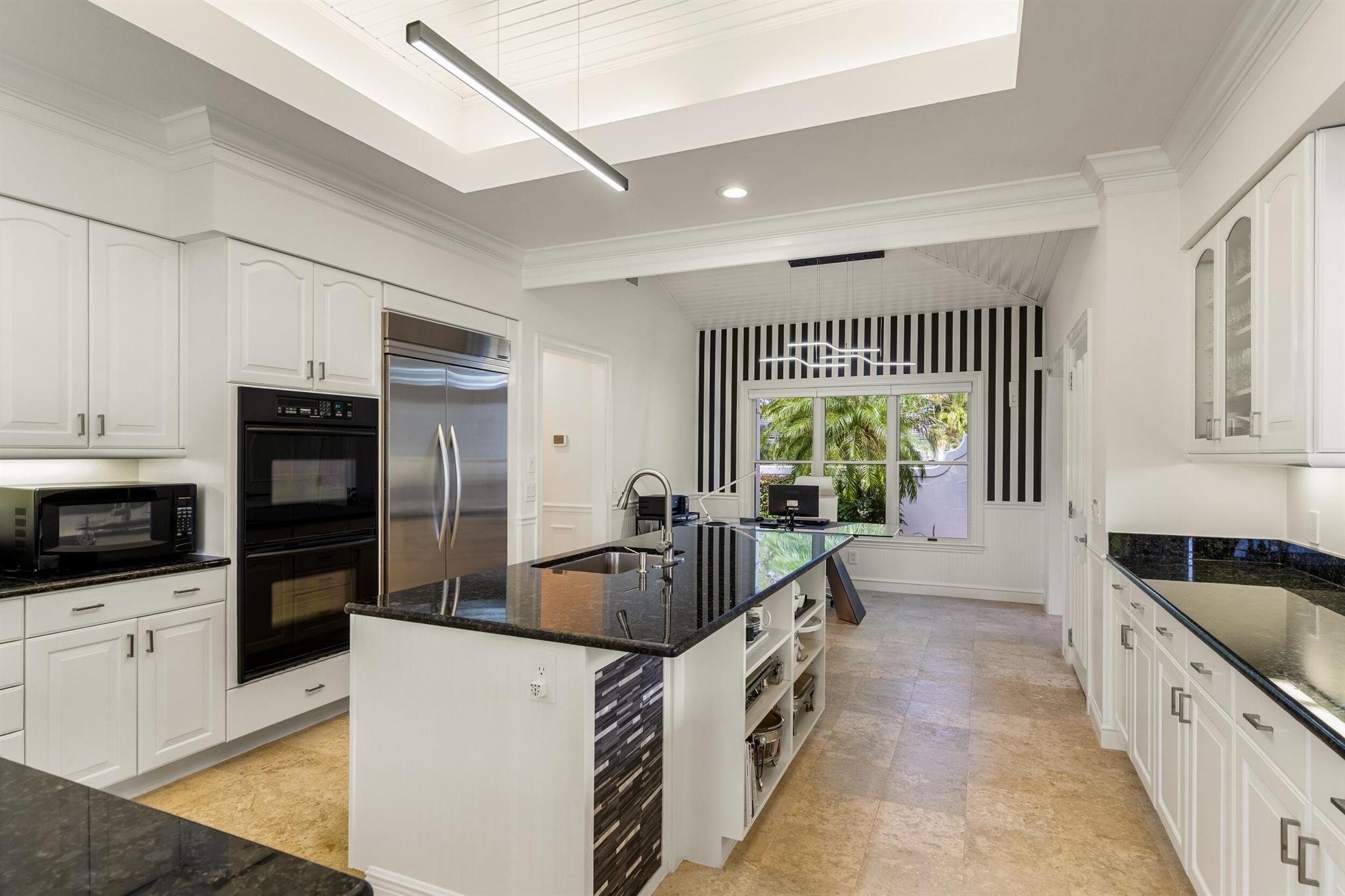 107 River Oak Dr Indian River Shores, FL 32963