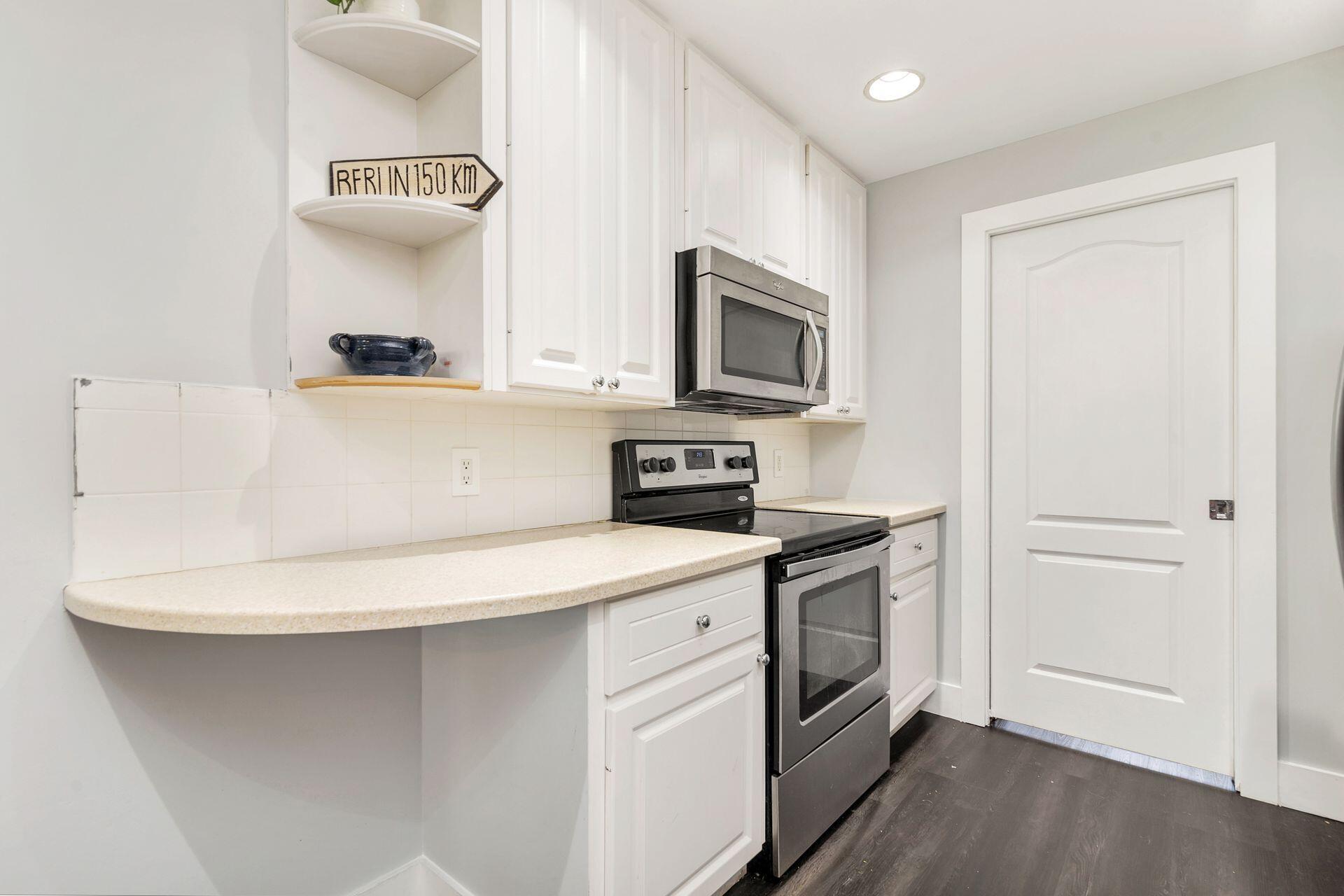 124 Ashley Ct Jupiter, FL 33458