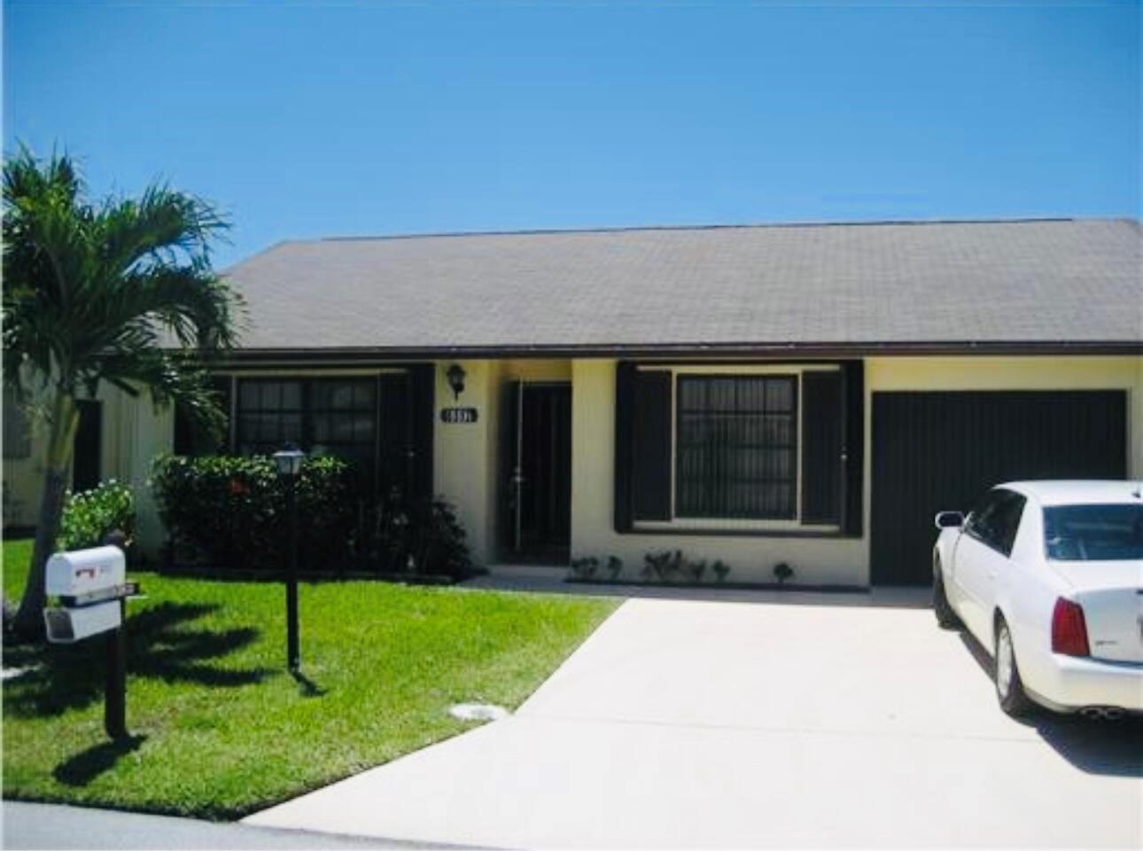 6306 White Sabal Palm Ln