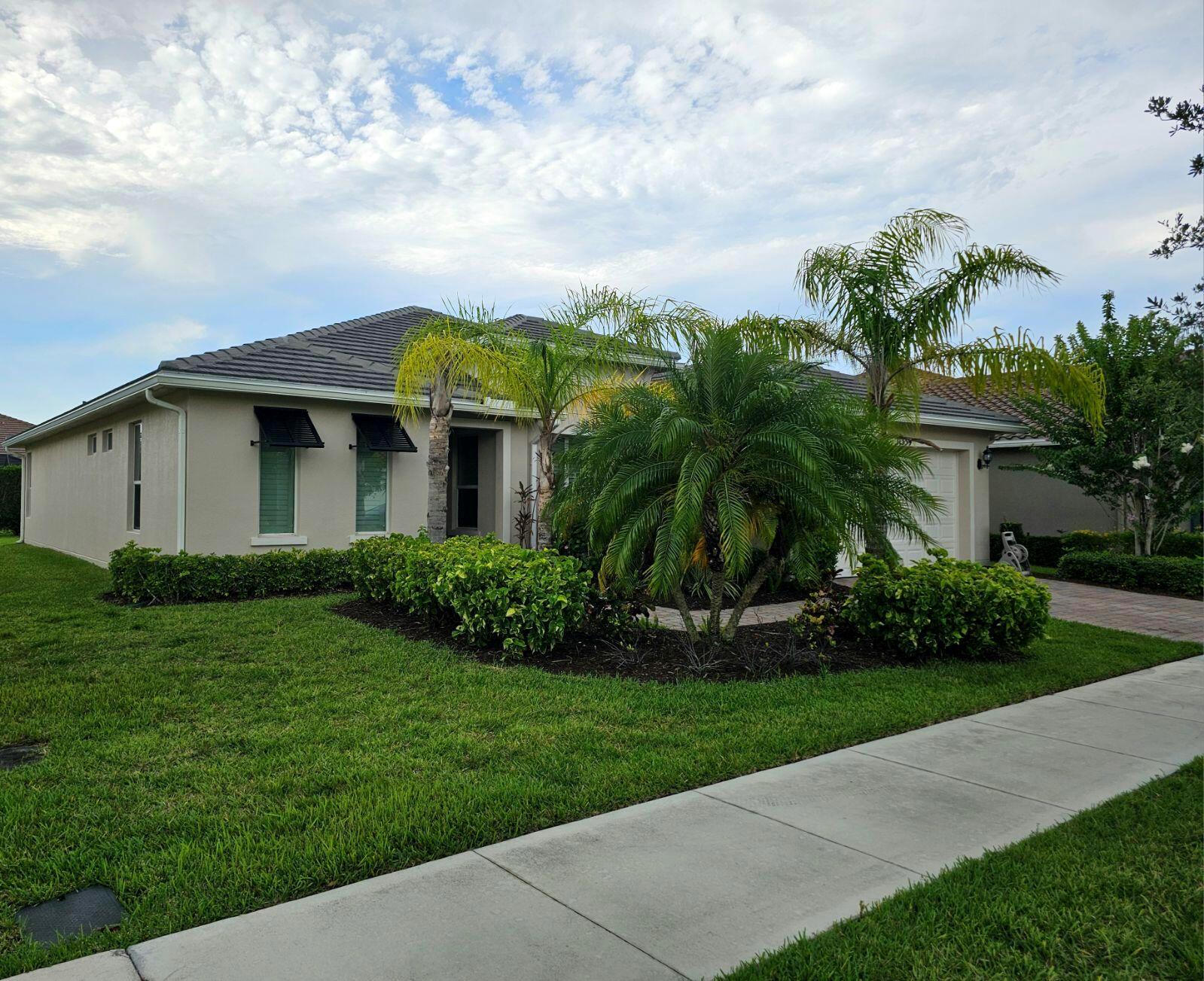 11359 SW Apple Blossom Trl