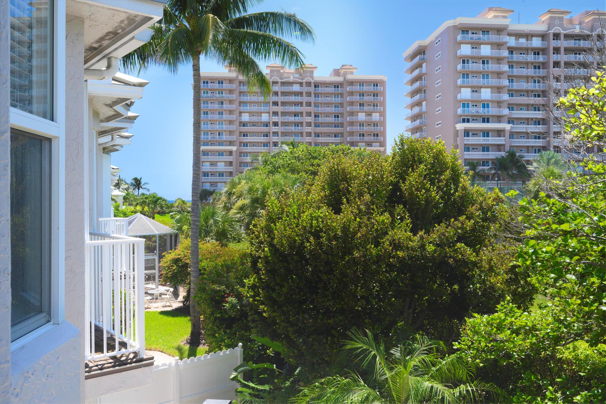 774 Seaview Dr Juno Beach, FL 33408