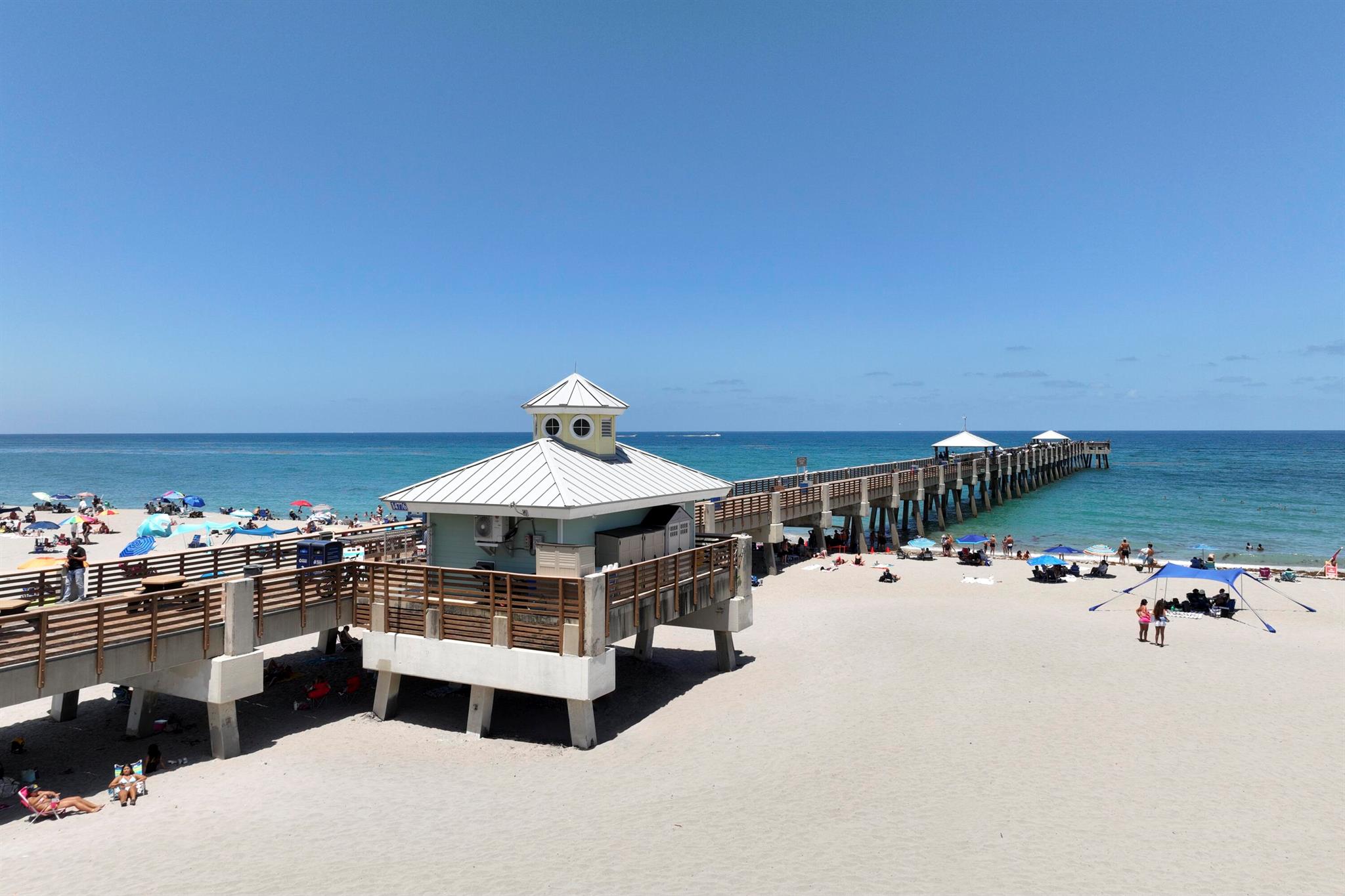 774 Seaview Dr Juno Beach, FL 33408