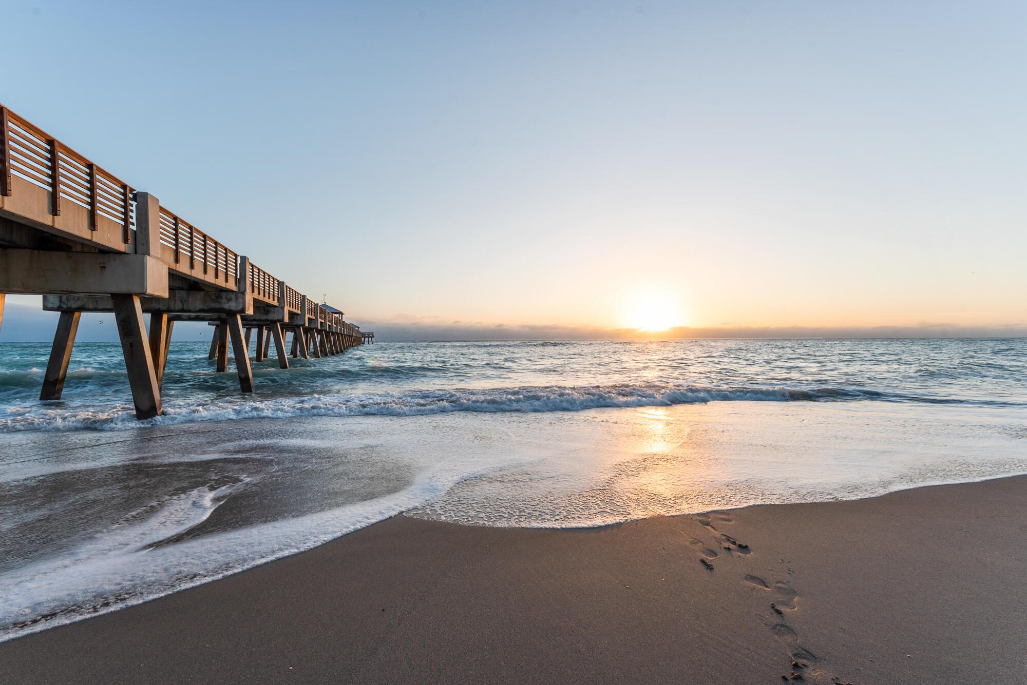 774 Seaview Dr Juno Beach, FL 33408