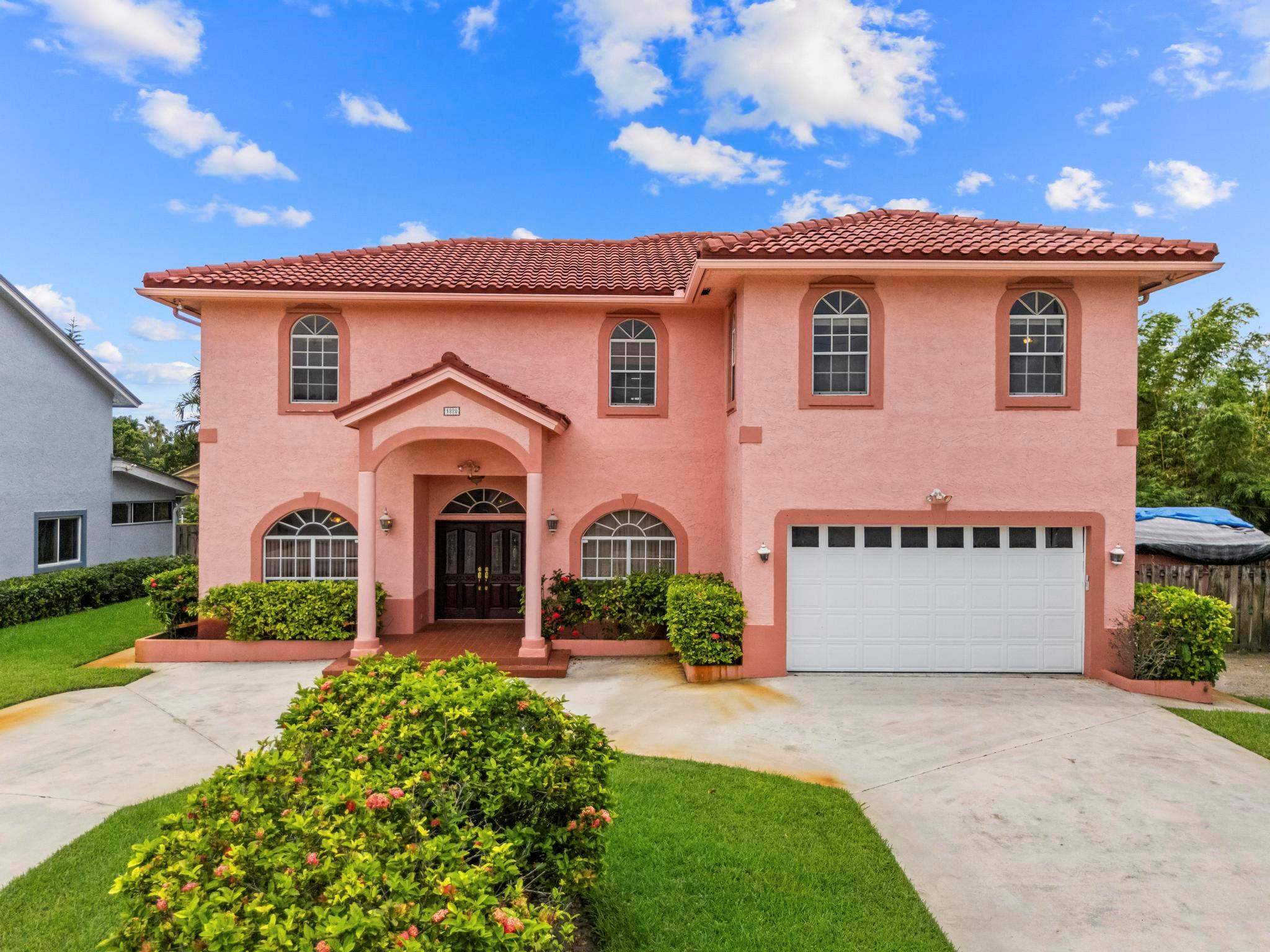 1820 Carambola Rd