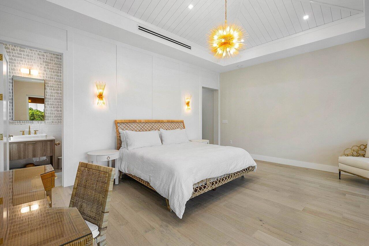 909 Bond Way Delray Beach, FL 33483