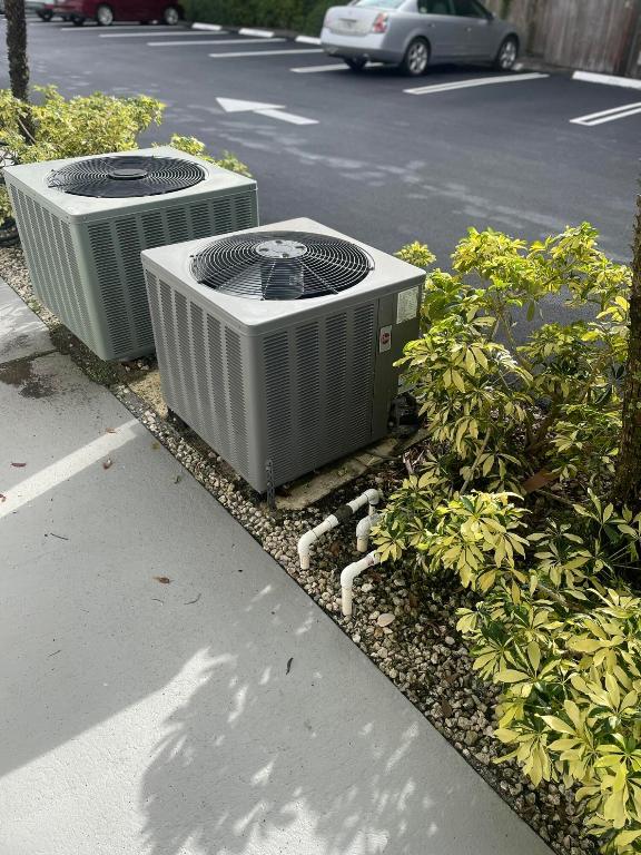 2 Garden #106m Tequesta, FL 33469