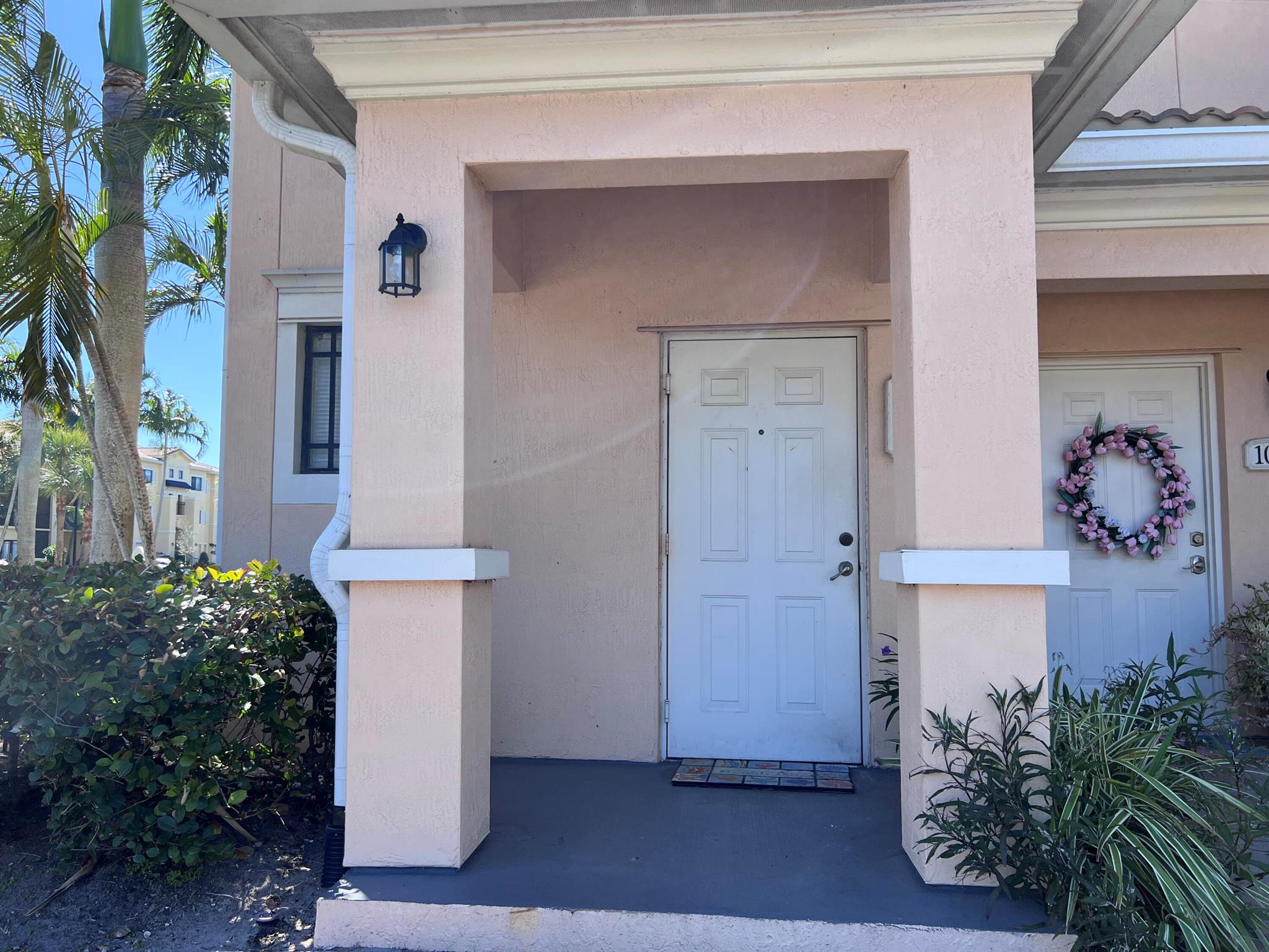 2808 Amalei Dr #101