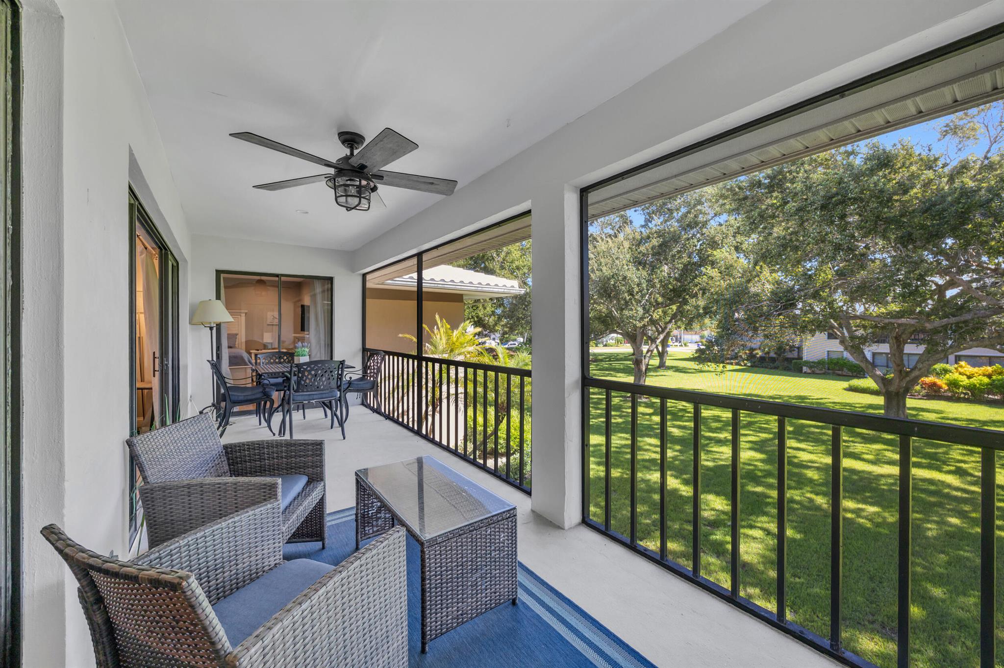 24 SE Turtle Crk Dr #F Tequesta, FL 33469